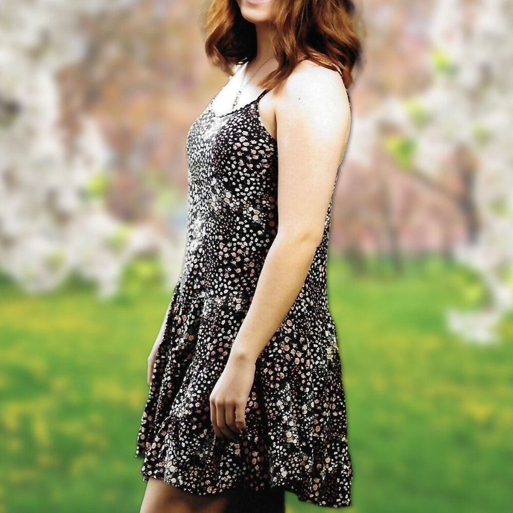 NWT Floral Black Sleeveless Trapeze Dress - Womens Juniors Size M - Wild Fable - Picture 2 of 4
